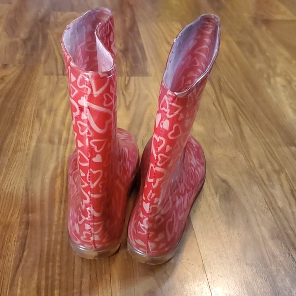 Shoes - Picture 4 of 4